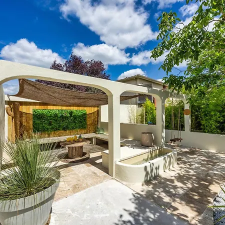 게스트하우스 L'Oliveraie D'Eurocentre - Parking, Wifi & Petit-Dejeuner