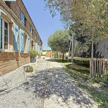 L'Oliveraie D'Eurocentre - Parking, Wifi & Petit-Dejeuner Castelnau-dʼEstrétefonds