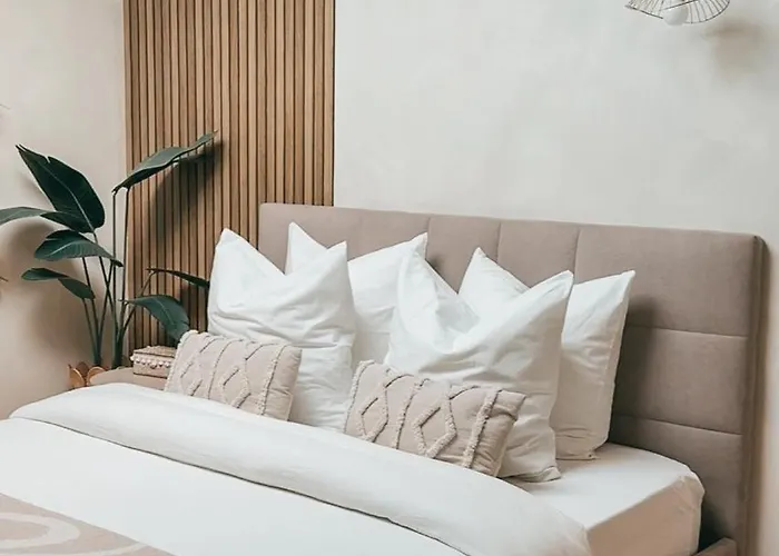 L'Oliveraie D'Eurocentre - Parking, Wifi & Petit-Dejeuner Кастельно-д’Эстретефон