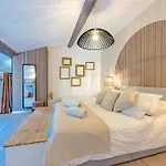 L'oliveraie D'eurocentre - Parking, Wifi & Petit-dejeuner Гостевой дом 4*