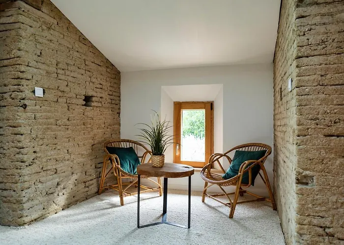 بيت ضيافة L'Oliveraie D'Eurocentre - Parking, Wifi & Petit-Dejeuner Castelnau-dʼEstrétefonds