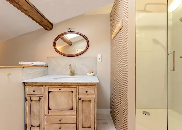 Guest house L'Oliveraie D'Eurocentre - Parking, Wifi & Petit-Dejeuner 4*