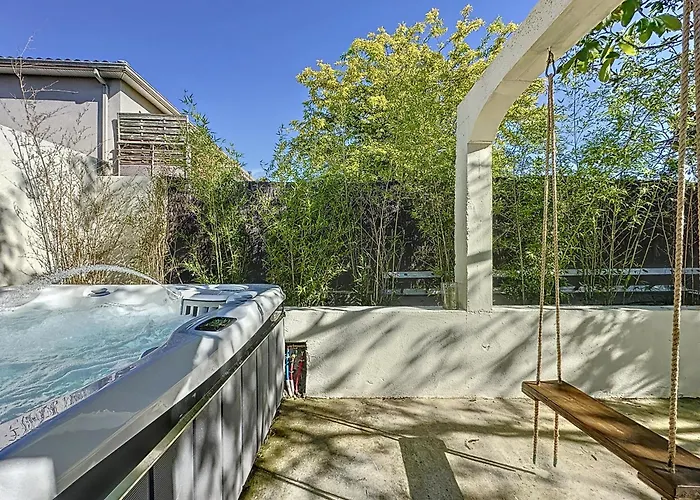 بيت ضيافة L'Oliveraie D'Eurocentre - Parking, Wifi & Petit-Dejeuner