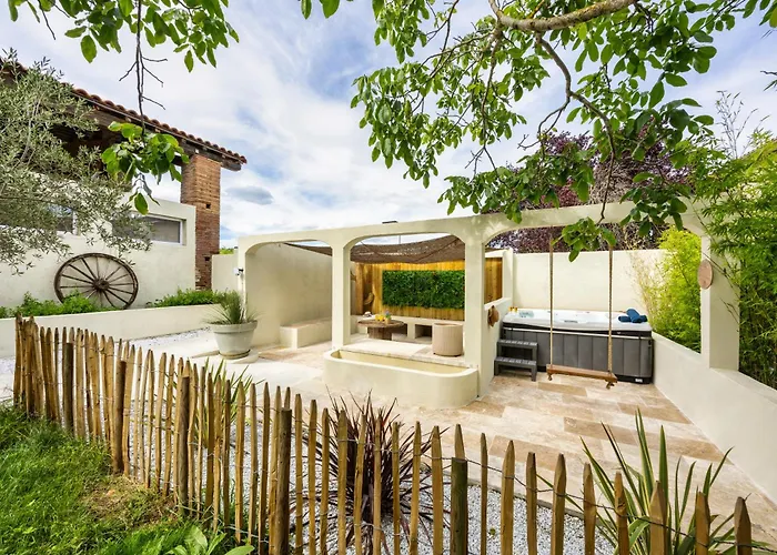 L'Oliveraie D'Eurocentre - Parking, Wifi & Petit-Dejeuner بيت ضيافة