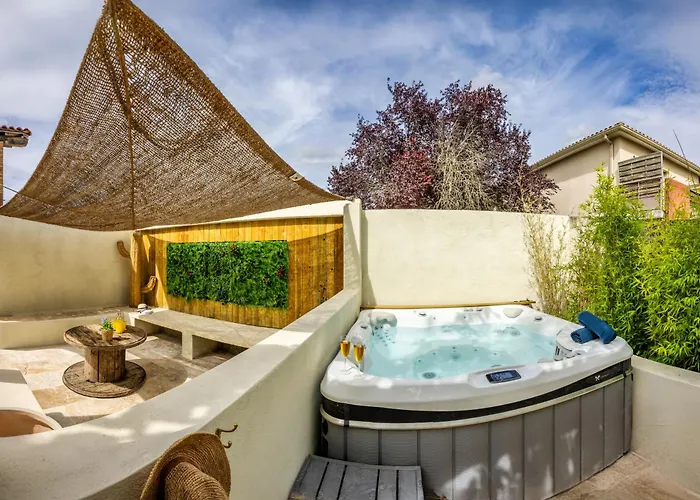 L'Oliveraie D'Eurocentre - Parking, Wifi & Petit-Dejeuner بيت ضيافة Castelnau-dʼEstrétefonds