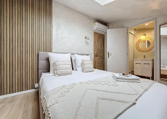 بيت ضيافة L'Oliveraie D'Eurocentre - Parking, Wifi & Petit-Dejeuner Castelnau-dʼEstrétefonds