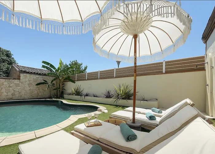 L'Oliveraie D'Eurocentre - Parking, Wifi & Petit-Dejeuner بيت ضيافة 4*